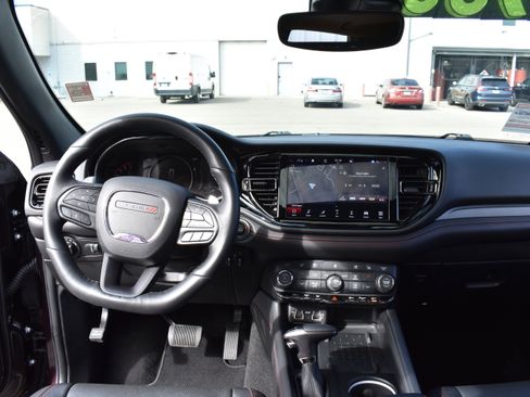 Used 2025 Dodge Durango GT image 31