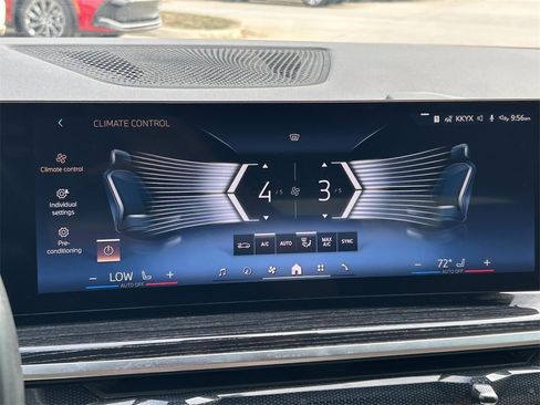 Used 2024 BMW X5 xDrive40i w/ M Sport Package image 40