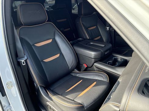 Used 2022 GMC Yukon AT4 image 22