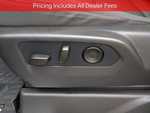 Used 2026 Chevrolet Silverado 1500 LT Trail Boss w/ Convenience Package II AWD/4WD image 20