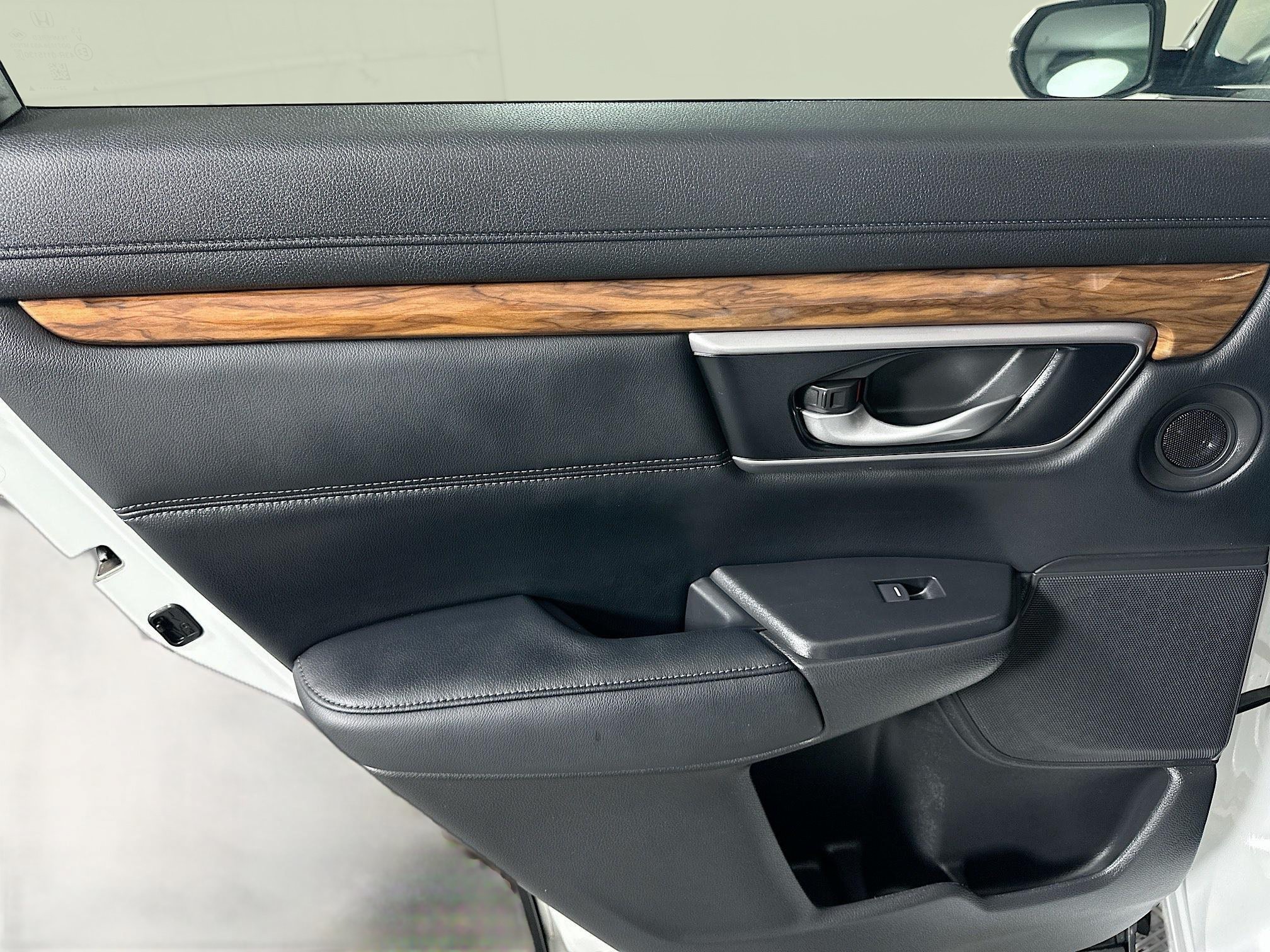 Used 2022 Honda CR-V EX-L image 24