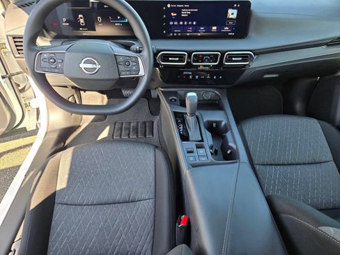 Used 2026 Nissan Sentra SV w/ Floor Mat Package FWD image 18