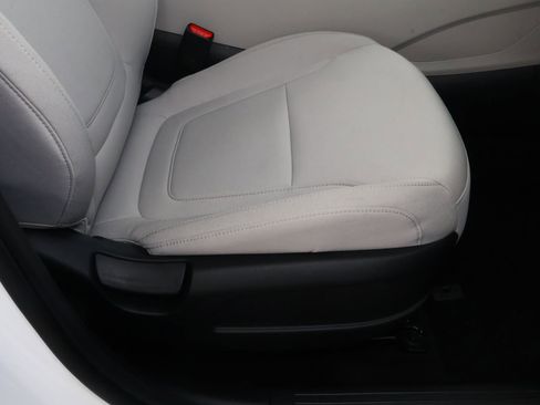 Used 2026 Hyundai Tucson SE FWD image 17