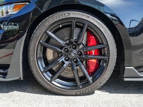 Used 2020 Ford Mustang Shelby GT500 w/ Technology Package RWD image 10