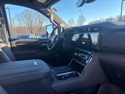 New 2025 GMC Sierra 2500 AT4 w/ AT4 Premium Plus Package image 48
