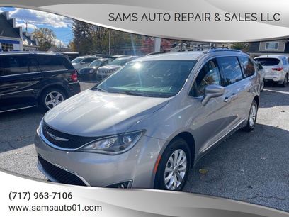 Used 2018 Chrysler Pacifica Touring-L
