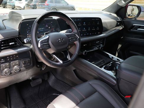 Used 2026 Chevrolet Tahoe RST w/ Advanced Technology Package AWD/4WD image 6