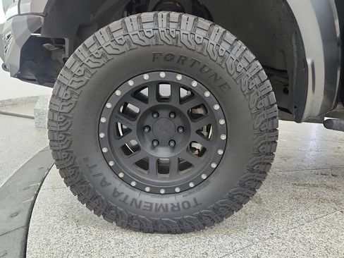 Used 2018 Ford F150 Raptor w/ Equipment Group 802A Luxury AWD/4WD image 37