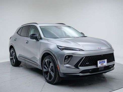 Used 2025 Buick Envision Sport Touring image 10