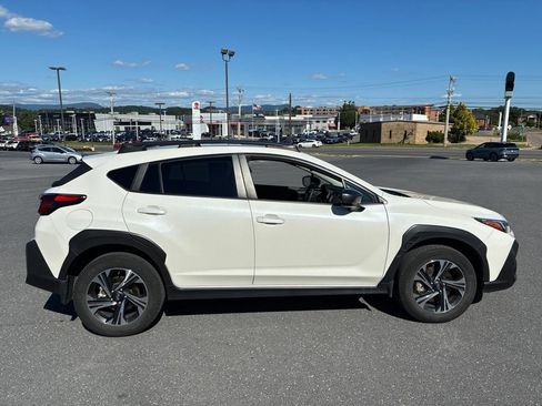 Certified 2024 Subaru Crosstrek 2.0i Premium AWD/4WD image 5
