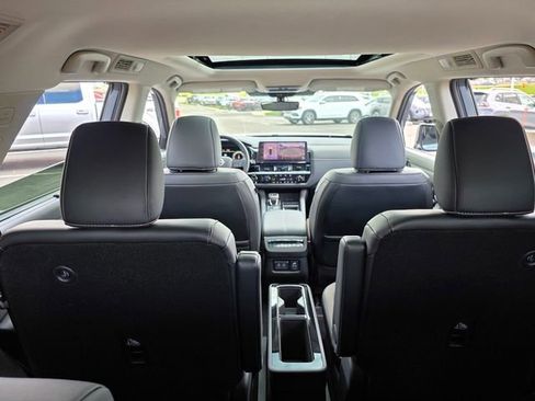 New 2026 Nissan Pathfinder Platinum AWD/4WD image 32
