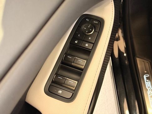 Certified 2025 Lexus RX 350 FWD image 28