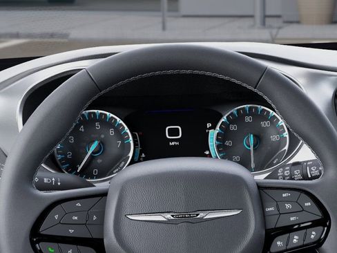 New 2026 Chrysler Pacifica Limited image 17