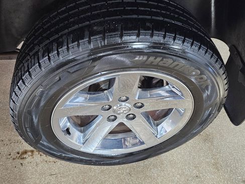 Used 2013 RAM 1500 Express image 44