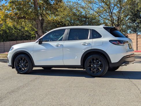 Used 2024 Honda HR-V Sport image 6