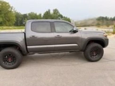 Used 2023 Toyota Tacoma TRD Pro AWD/4WD image 7