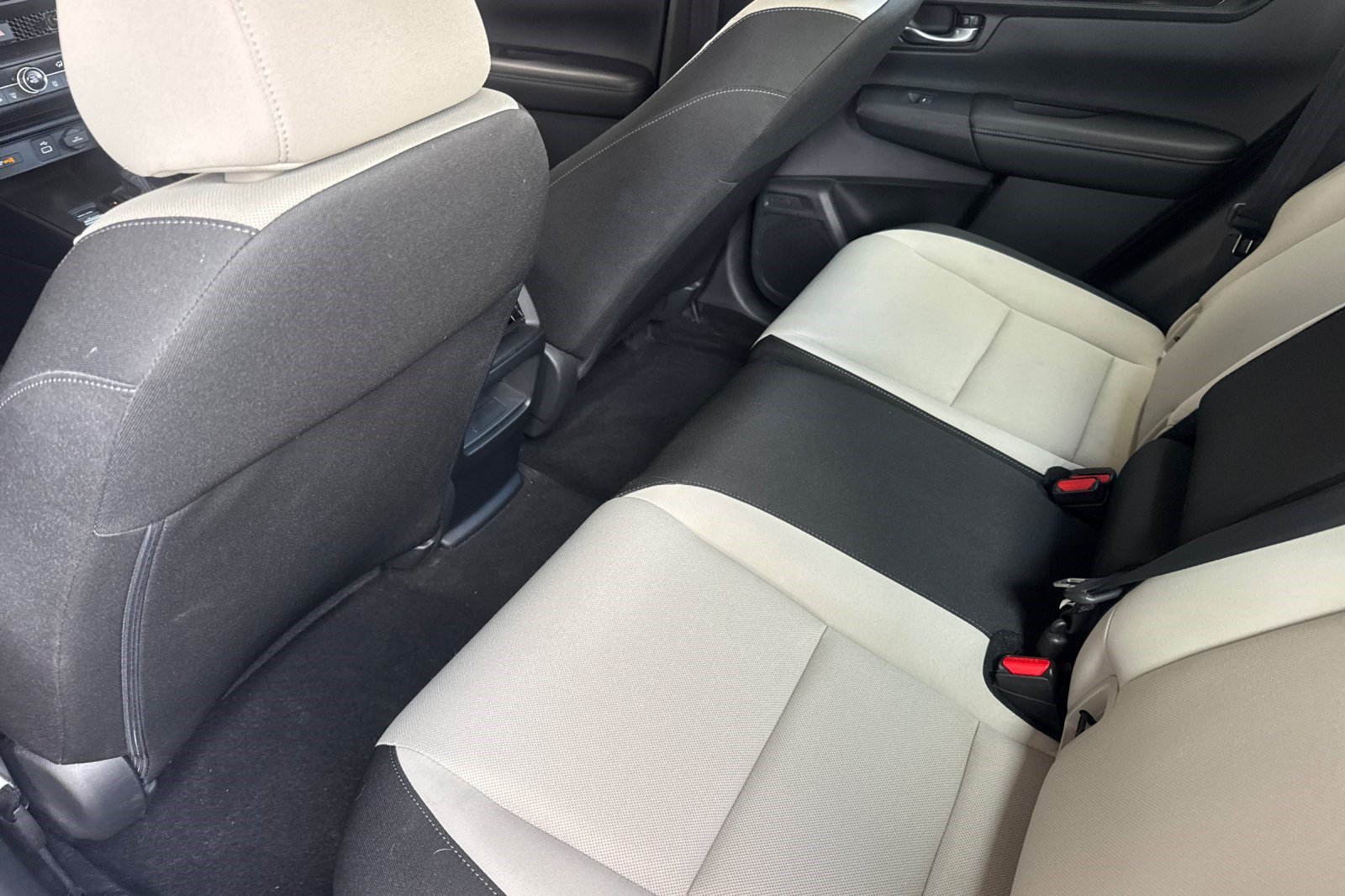 Used 2024 Honda CR-V LX image 26