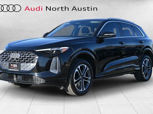 Certified 2025 Audi Q5 Premium Plus w/ Premium Plus image 1