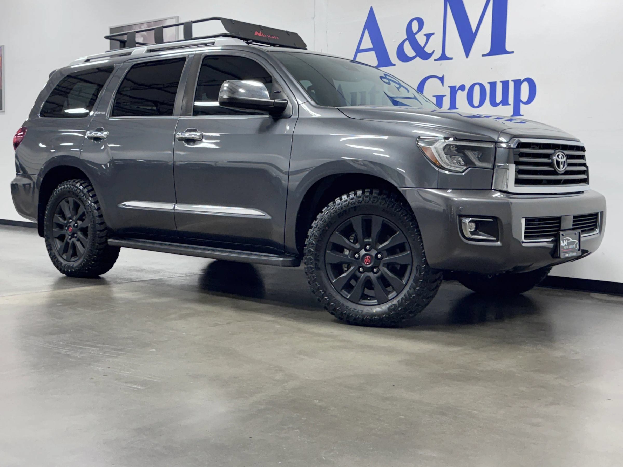 Used 2018 Toyota Sequoia Limited w/ Safety & Convenience Package AWD/4WD image 3