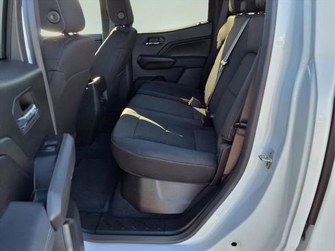 Used 2024 Chevrolet Colorado LT w/ LT Convenience Package II image 23