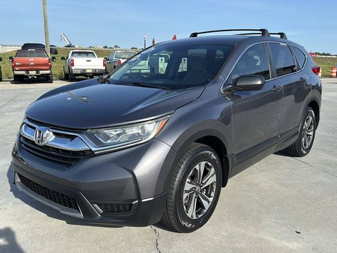 Used 2017 Honda CR-V LX image 8