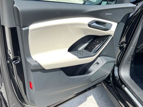 New 2027 Audi Q6 e-tron Premium Plus AWD/4WD image 10