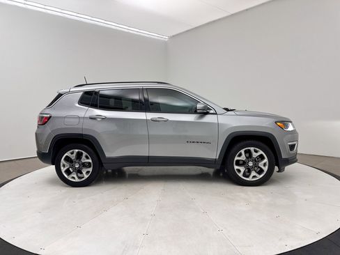 Used 2018 Jeep Compass Limited w/ Navigation Group image 35