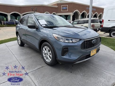 Certified 2024 Ford Escape Active image 1