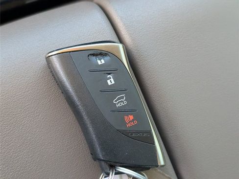Used 2022 Lexus GX 460 Luxury w/ Sport Design Package AWD/4WD image 81
