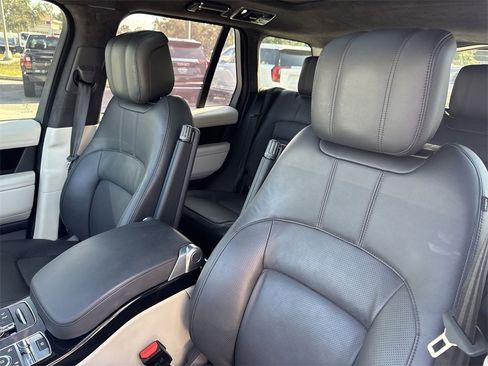 Used 2019 Land Rover Range Rover Supercharged image 25