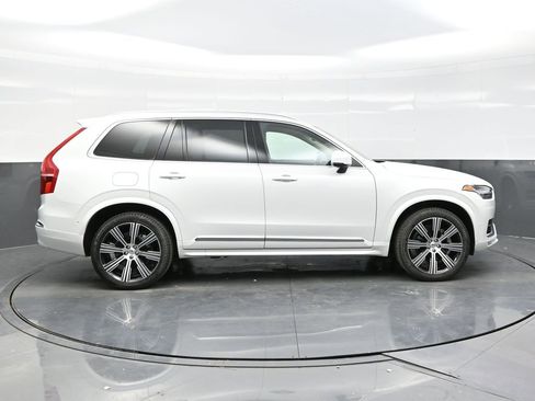 Used 2023 Volvo XC90 B6 Ultimate w/ Lounge Package image 8