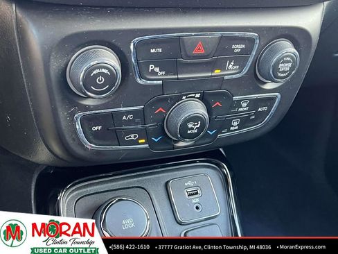 Used 2021 Jeep Compass Limited w/ Sun and Sound Group image 22