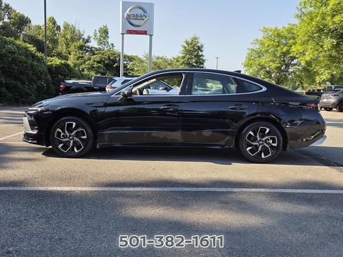 Used 2024 Hyundai Sonata SEL FWD image 2