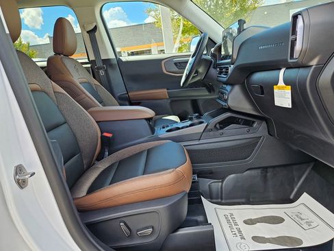 New 2025 Ford Bronco Sport Outer Banks w/ Sasquatch Outer Banks Package image 37