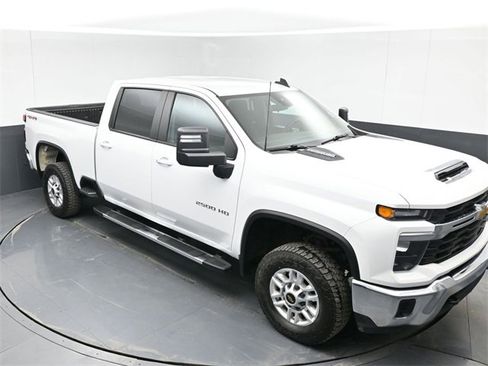 Certified 2024 Chevrolet Silverado 2500 LT image 32