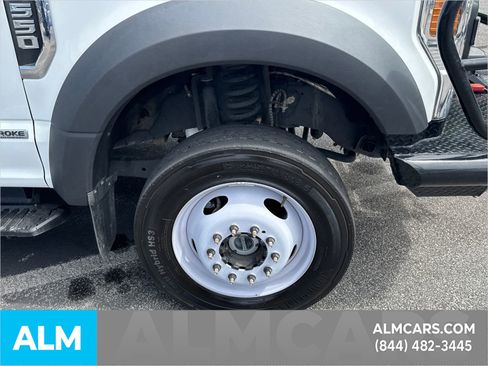 Used 2022 Ford F550 4x4 Regular Cab Super Duty w/ Power Equipment Group image 15