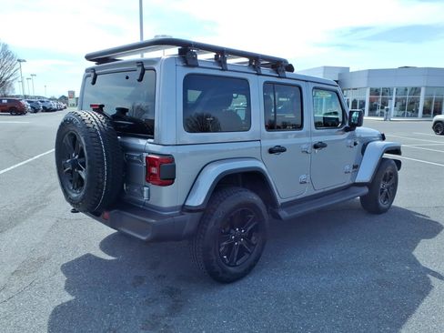 Used 2021 Jeep Wrangler Unlimited Sahara image 4