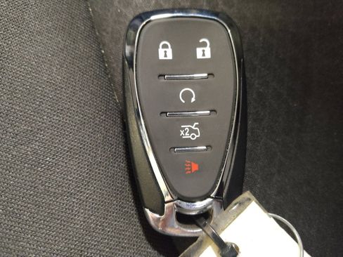 Used 2020 Chevrolet Malibu LS FWD image 32