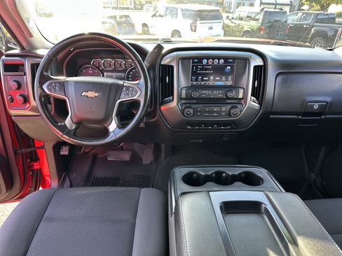 Used 2018 Chevrolet Silverado 2500 LT image 12