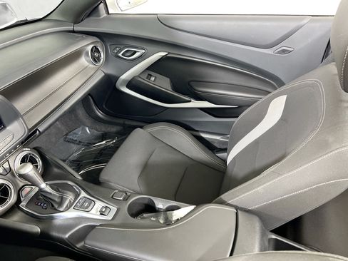 Used 2023 Chevrolet Camaro LT RWD image 20