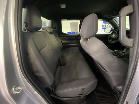 Used 2024 Toyota Tacoma SR5 AWD/4WD image 31