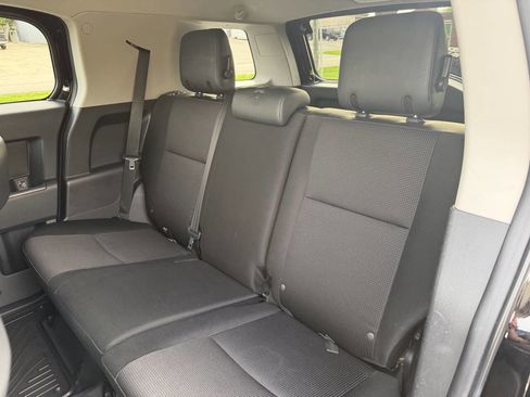 Used 2013 Toyota FJ Cruiser 4WD w/ Convenience Pkg image 20