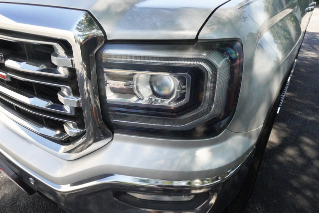 Used 2017 GMC Sierra 1500 SLT AWD/4WD image 33