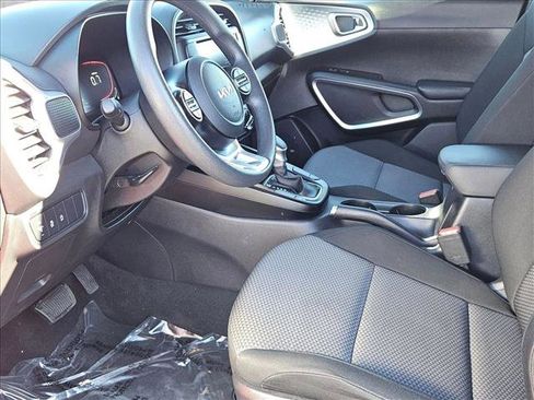 Used 2023 Kia Soul LX w/ Option Group 015 image 15
