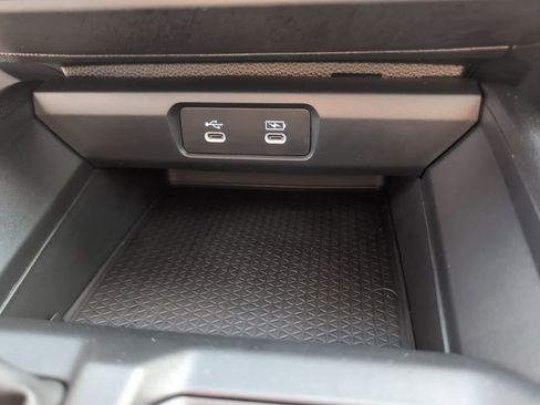 Certified 2025 Honda Accord LX image 27