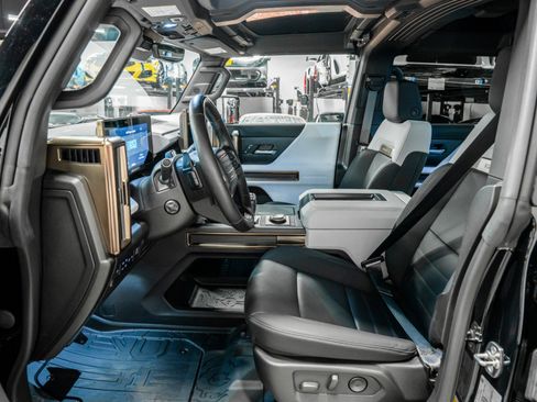 Used 2024 GMC Hummer EV 3X w/ Extreme Off-Road Package image 34