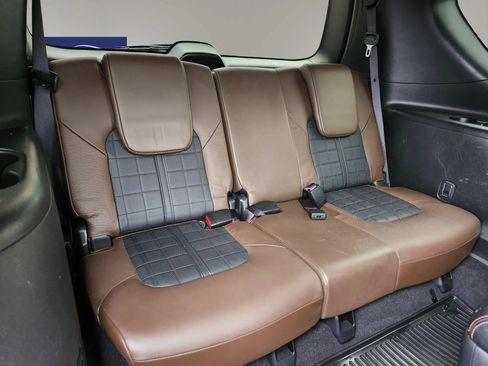 Used 2019 Nissan Armada Platinum AWD/4WD image 33