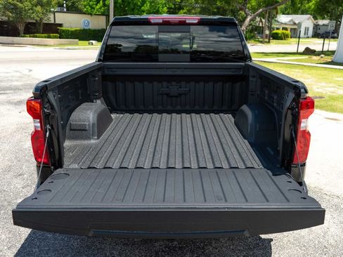 New 2026 Chevrolet Silverado 1500 High Country AWD/4WD image 8