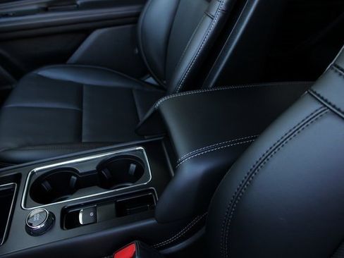 New 2026 Lincoln Corsair Premiere image 39