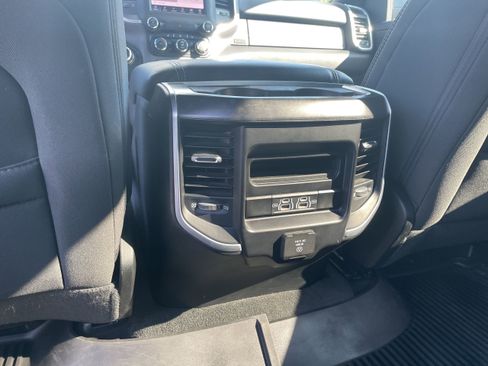Used 2022 RAM 1500 Big Horn image 24